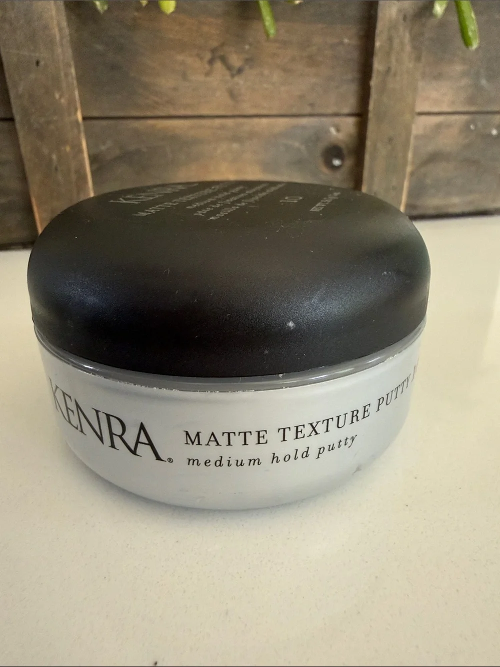 Kenra Matte Texture Putty - White (Matte Finish)